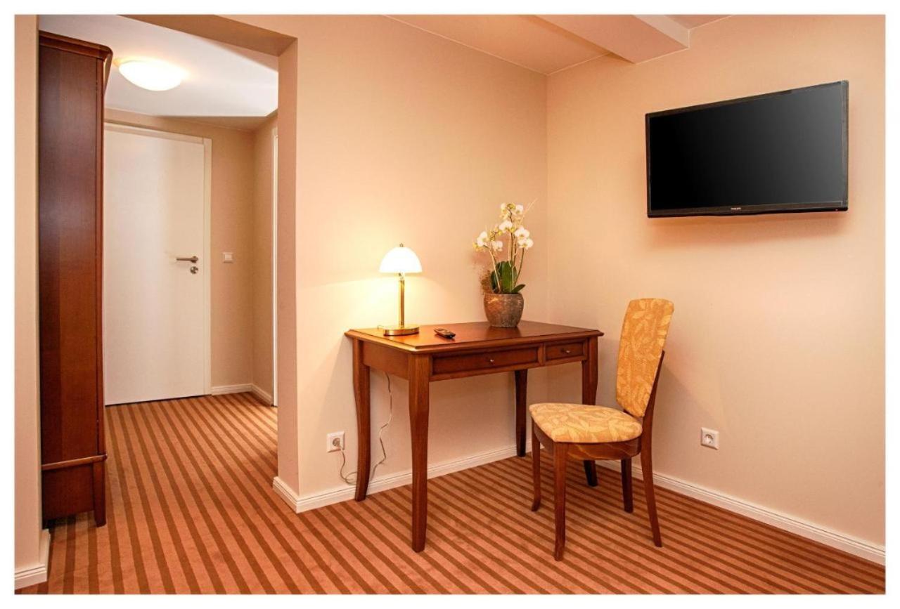 Hotel Restaurant Postillion Velpke エクステリア 写真
